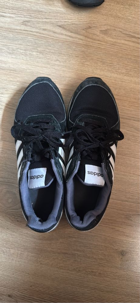 Обивки на Adidas