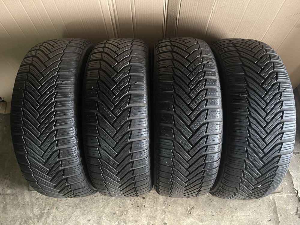 205/55R16 Michelin Alpin 6