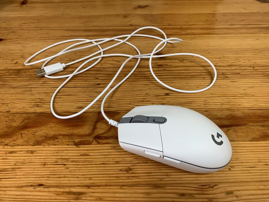 Мышь Logitech G102 Lightsync белый