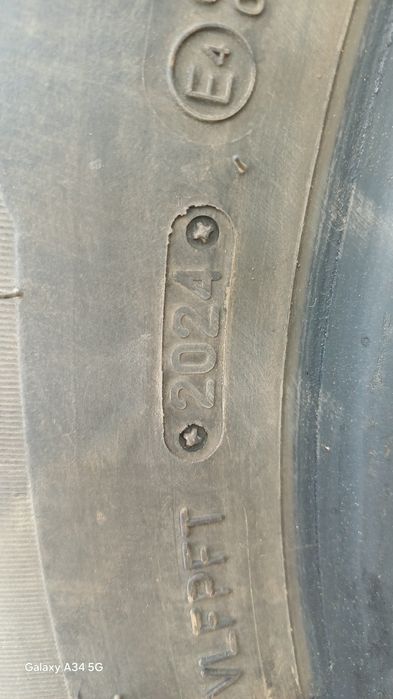 Продаётся зимние шины