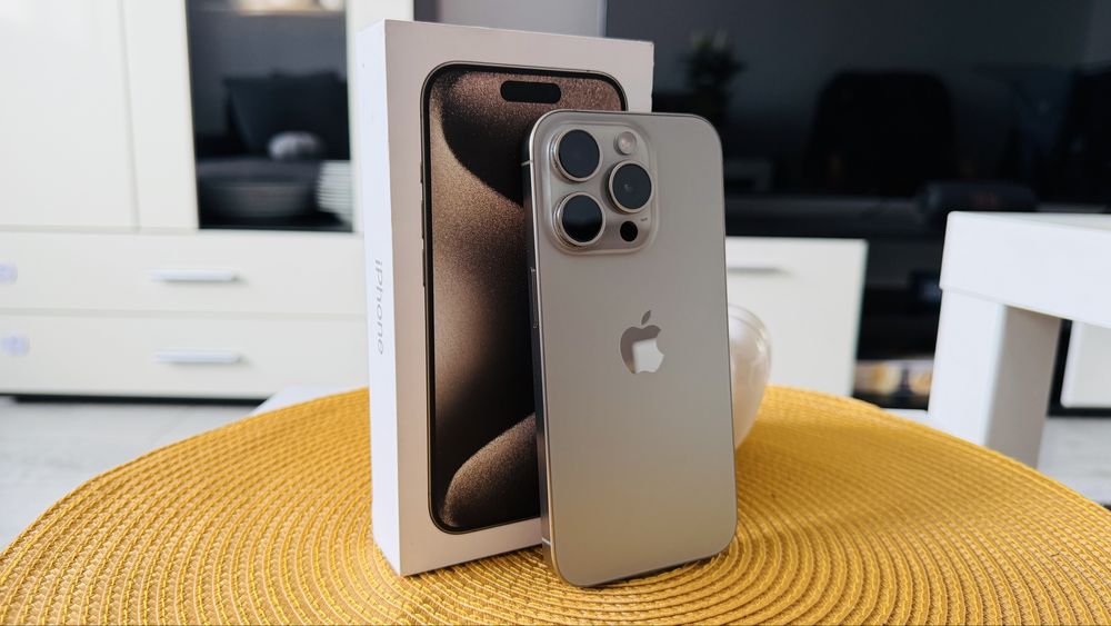 iPhone 15 PRO - 128 GB