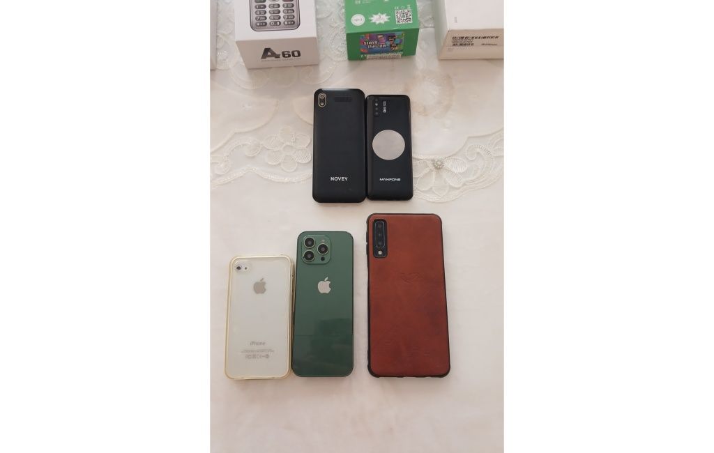 Telefonlar sotiladi hammasi  narxi 850.000so'm iphone x xs obemen bor