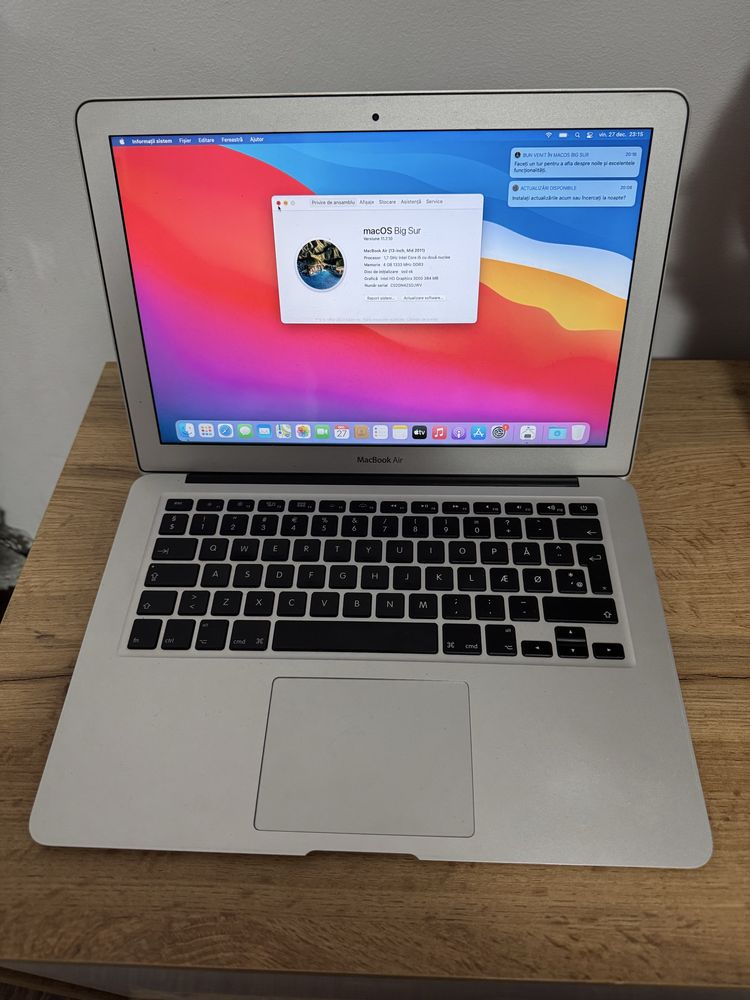 MacBook Air i5   13 inch macOS Big Sur