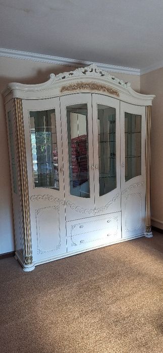 Мебель, Горка белая