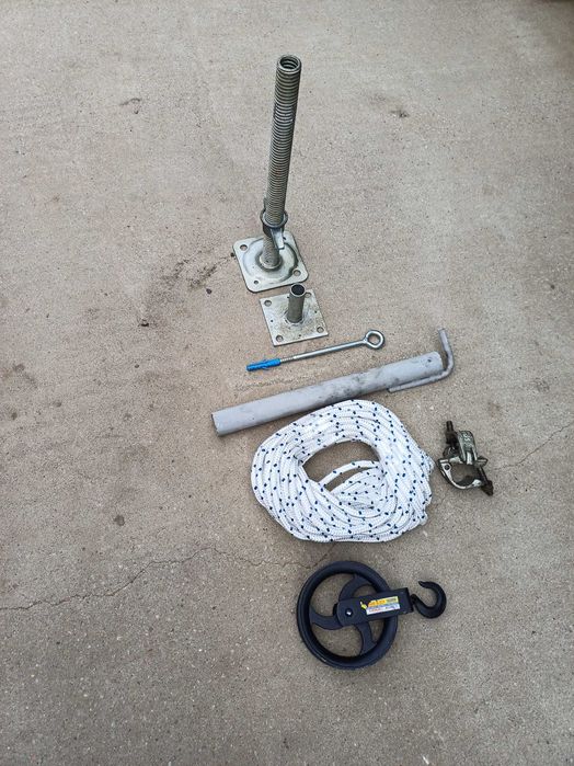 Inchiriez schela metalica