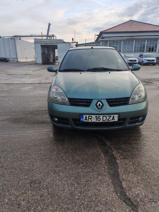 Vând Clio Simbol 14 MPI și GPL
