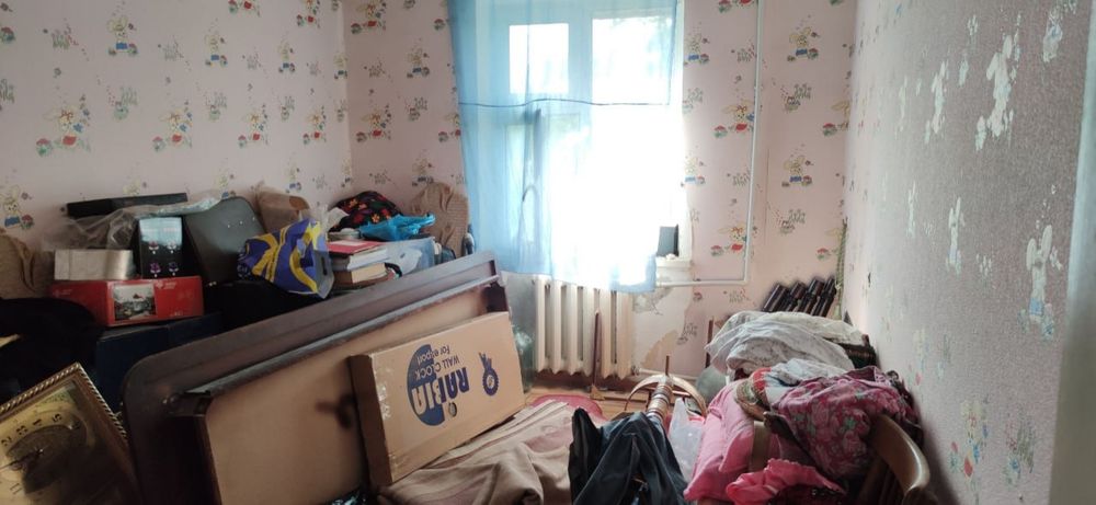 УЙ СОТИЛАДИ Чирчиқ шахар А.Темур кўчаси 8-уй,16-хонадон (Асарти кафе