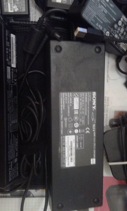 Incarcatoare laptop  DELL  6,26A etc + alte modele