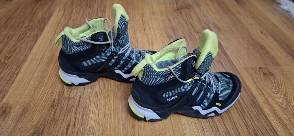 Детски adidas terrex goretex 36