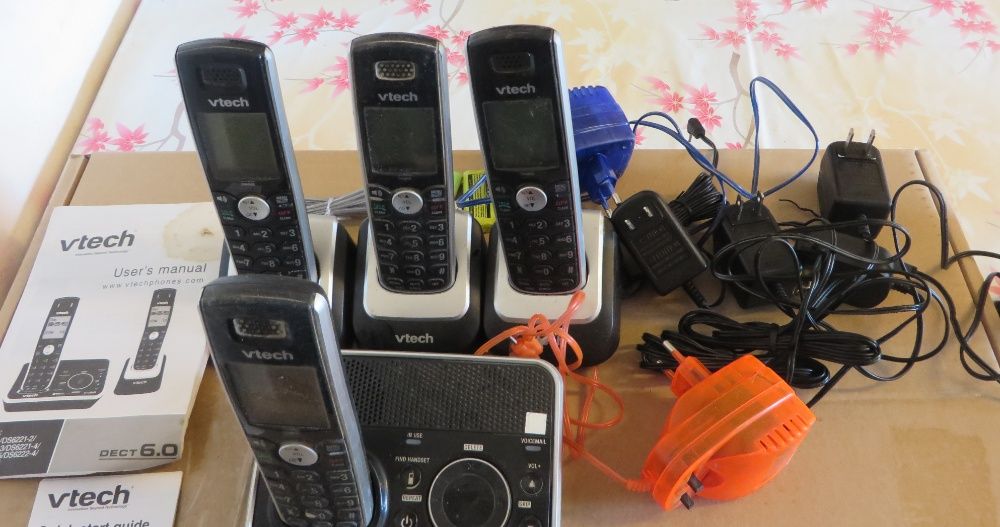 Vtech statie telefonica 4 tel complet defect Tel Alcatel Versatis P100