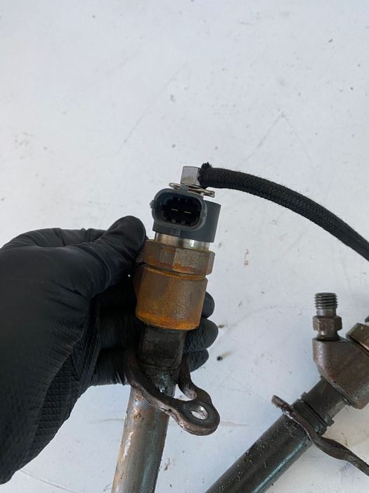 Injectoare Volvo XC90 XC70 V50 V70 30750283 8603595 30637375 30750282 30731567
