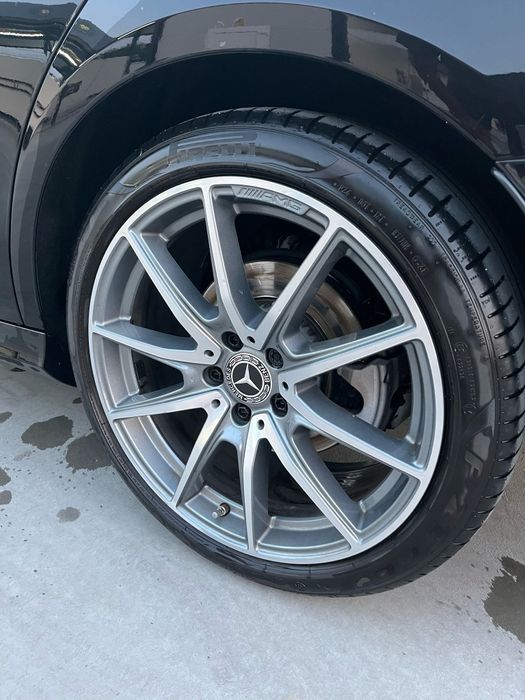 MERCEDES E 200 AMG HYBRID+BENZINĂ 

An : 06/2020
KM : 235000
Motorizar