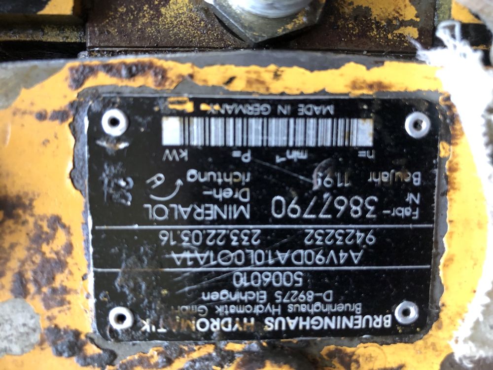 Pompa de mars Liebherr 541 si 531