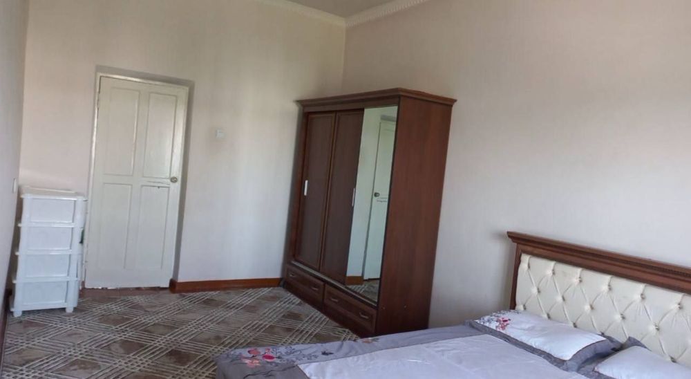 Срочно! Квартира на Тарас Шевченко 2/5/5 общ пл 66м Высокопотолочка