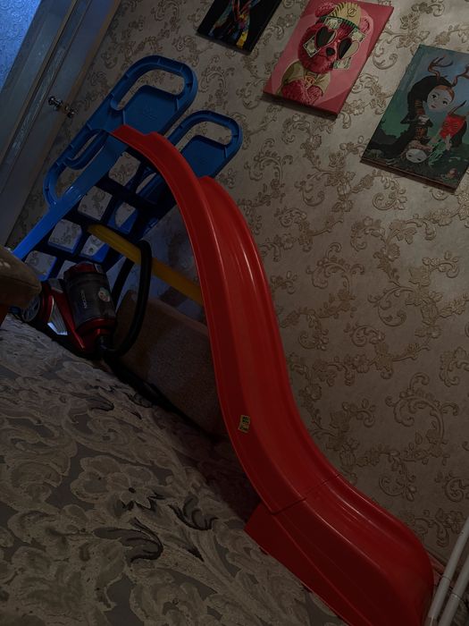 Продам горку детскую
