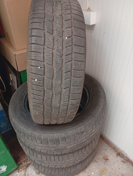 Зимни гуми гуми Континентал