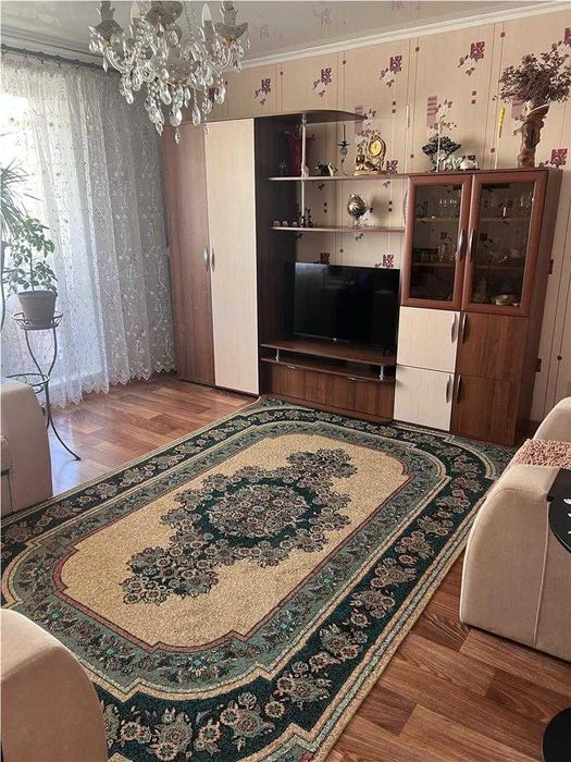 *4-комнатная квартира мкр Степной-4 дом 18