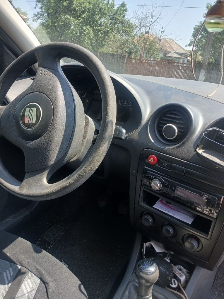De vânzare  sau dezmembrez seat ibitza