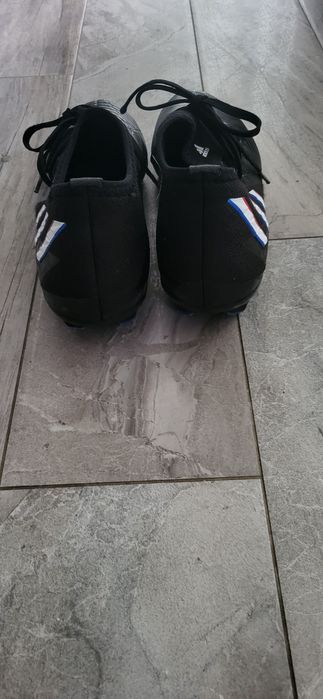 Футболни обувки adidas predator 40⅔