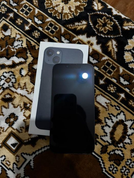 Продам Айфон 13 128гб емкость 80%