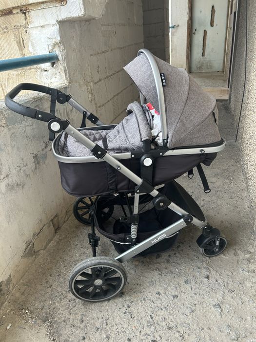 Коляска универсальная 2 в 1 HUGS SK21, серый