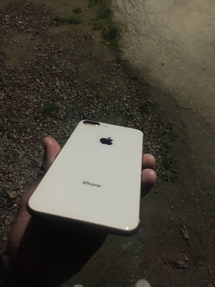 Iphone 8 plus ideal gold