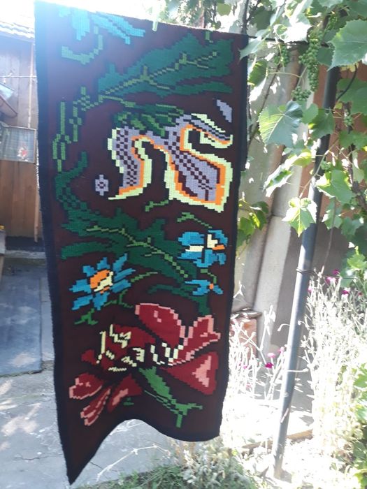 Imbracaminte traditionala veche