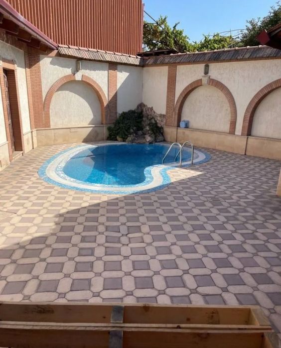 Продаю дом. Уста Ширин. Батумская. 4 сотки