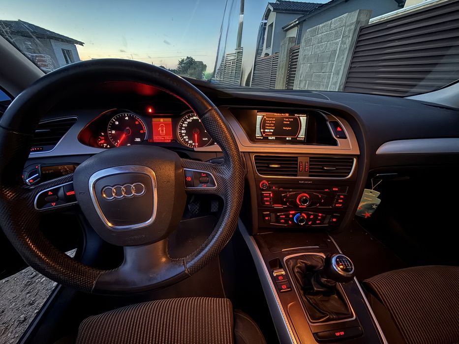 Vând Audi A4 2.0TDI, distributie ambreiaj pompa turbo schimbate recent
