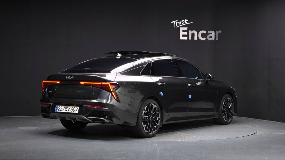 Kia K5 1.6 Turbo Signature 2023