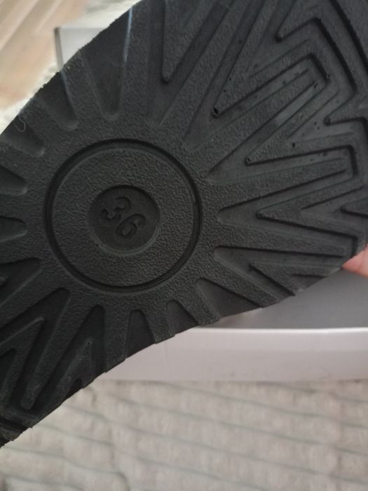 Сладурски обувки