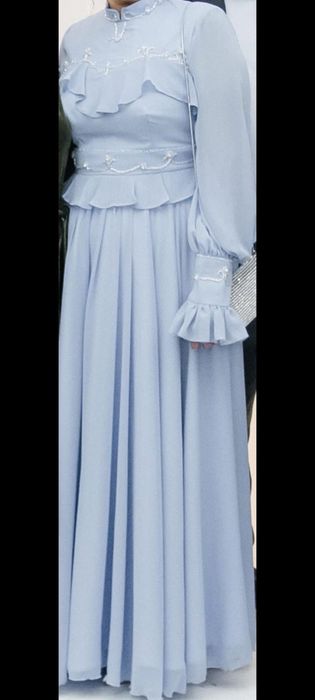 Платья почти новый