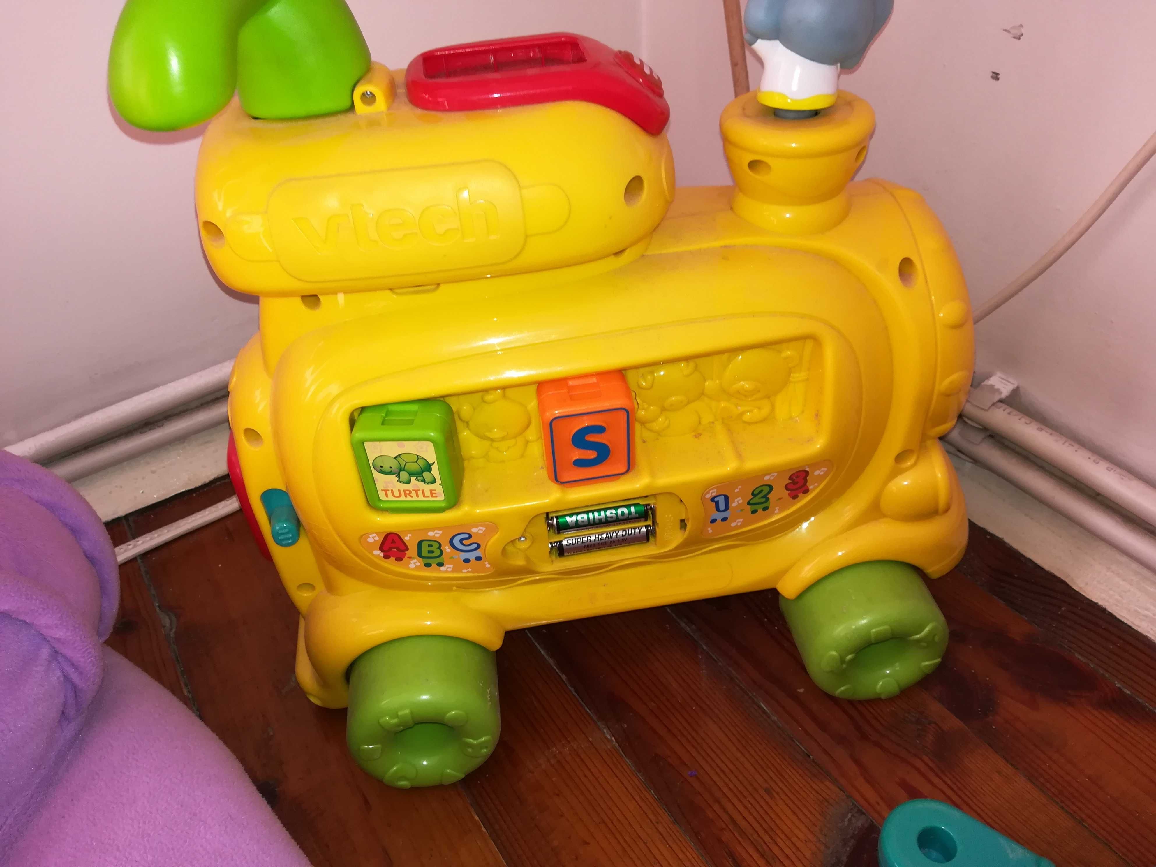 Влакче за игра и возене Vtech