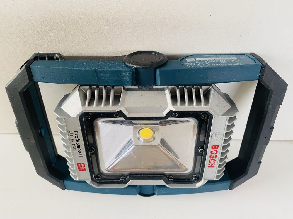Bosch lanterna GLI 18 v
