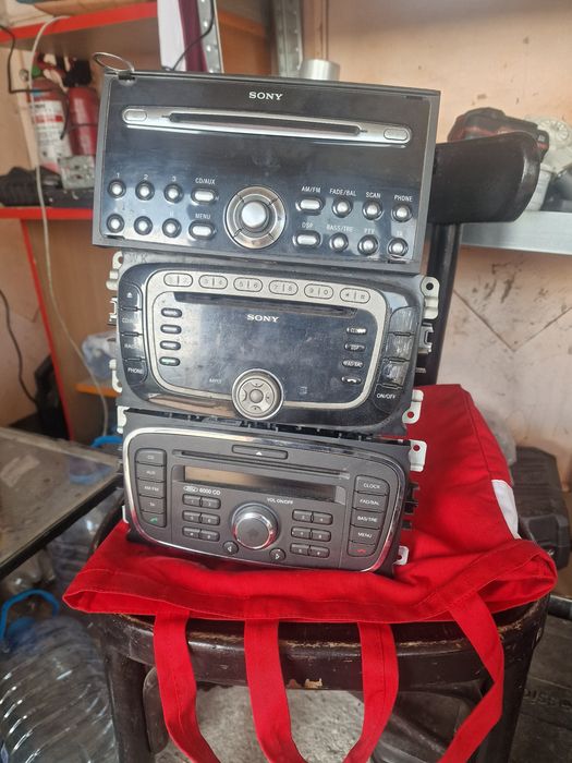 Casetofoane originale focus 2 si c max