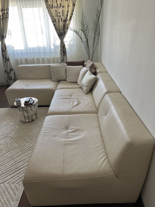 Canapea crem nude piele ecologica