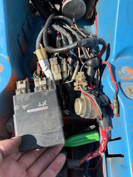 Vând motor complet Yamaha xt600 cu tot cu instalație,relee, complet!