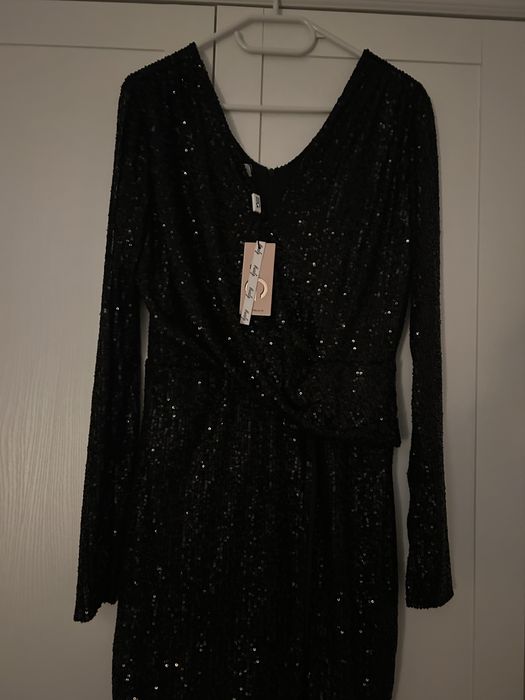 Vand rochie neagra cu paiete WALG