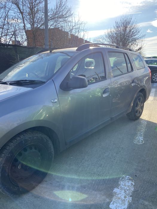 Haion cu lunetă Dacia Logan MCV 2014 mic defect stânga jos