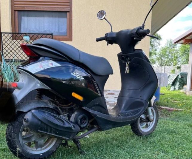 Scuter Piaggio ZIP
