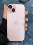iPhone 15 — 256 ГБ, розовый