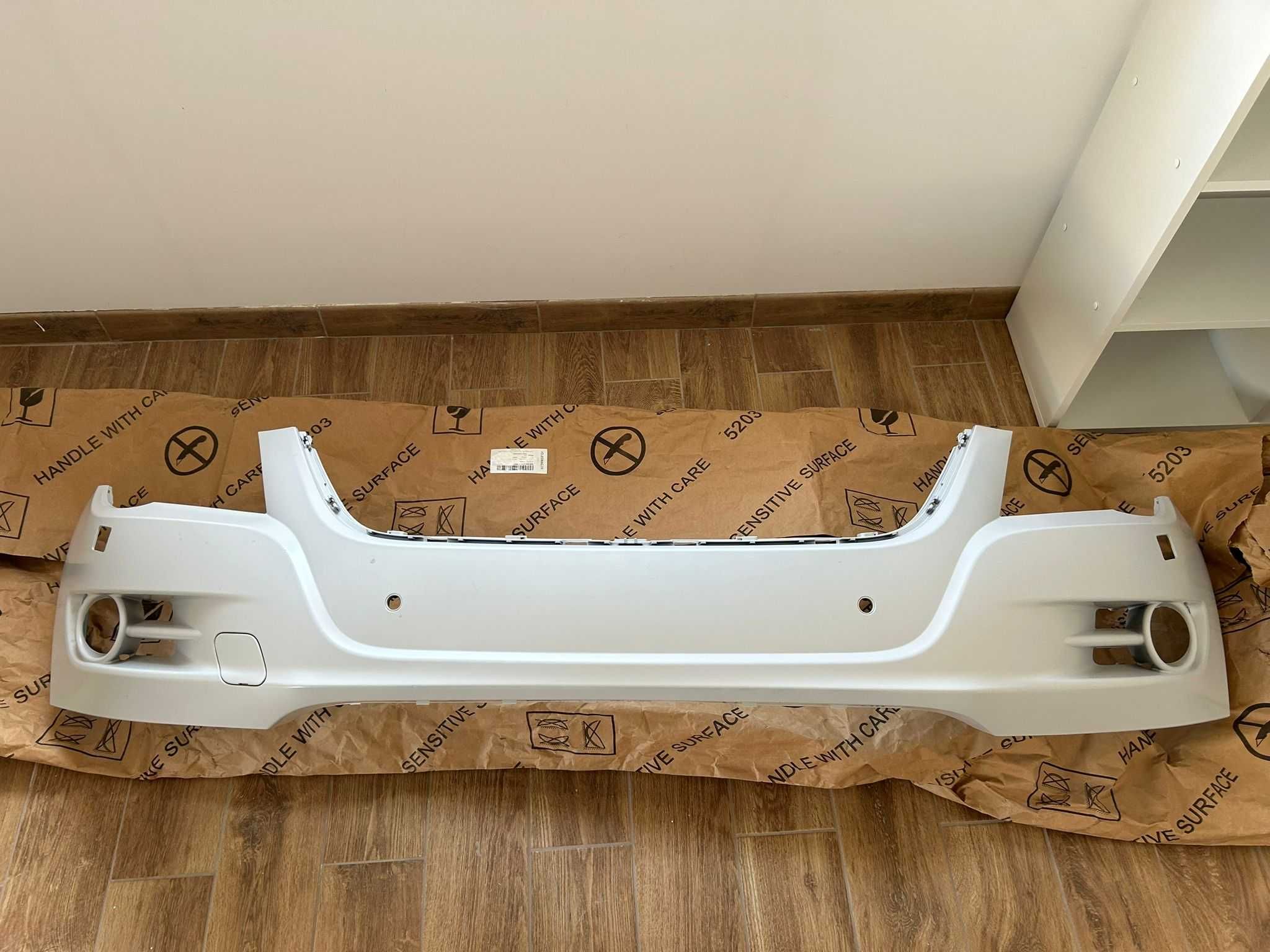 Tiguan 5N - bara fata, grila radiator, grila bara fata - Produse Noi