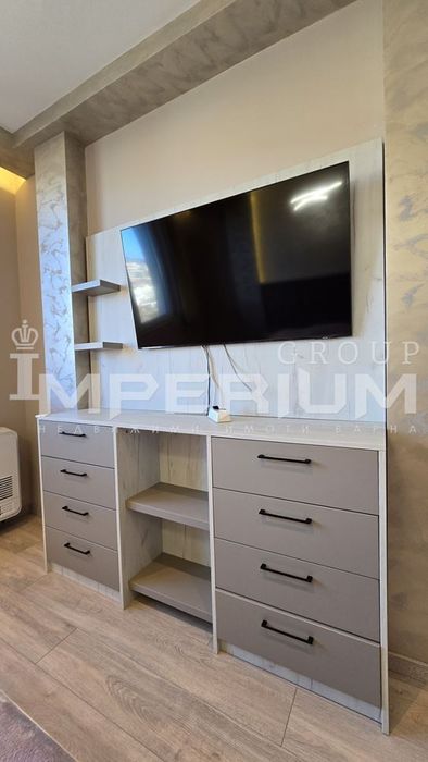 Дава се под наем Тристаен апартамент в Варна, Бриз - 92 кв.м за 1275 € - Снимка #11
