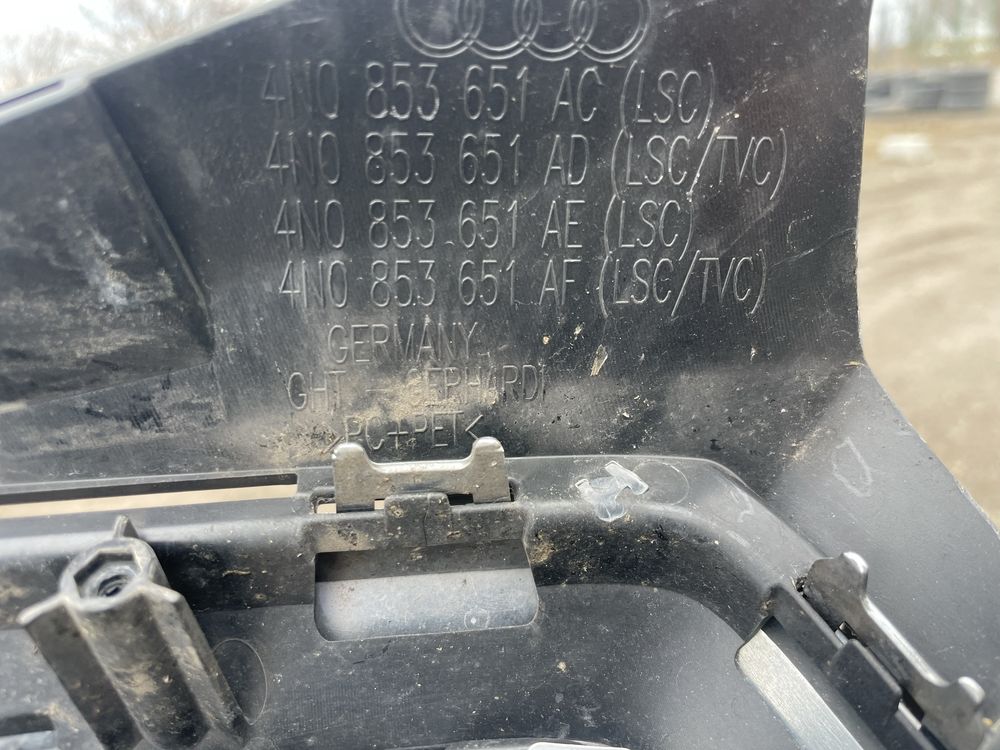 Решетка А8 Д5 ауди