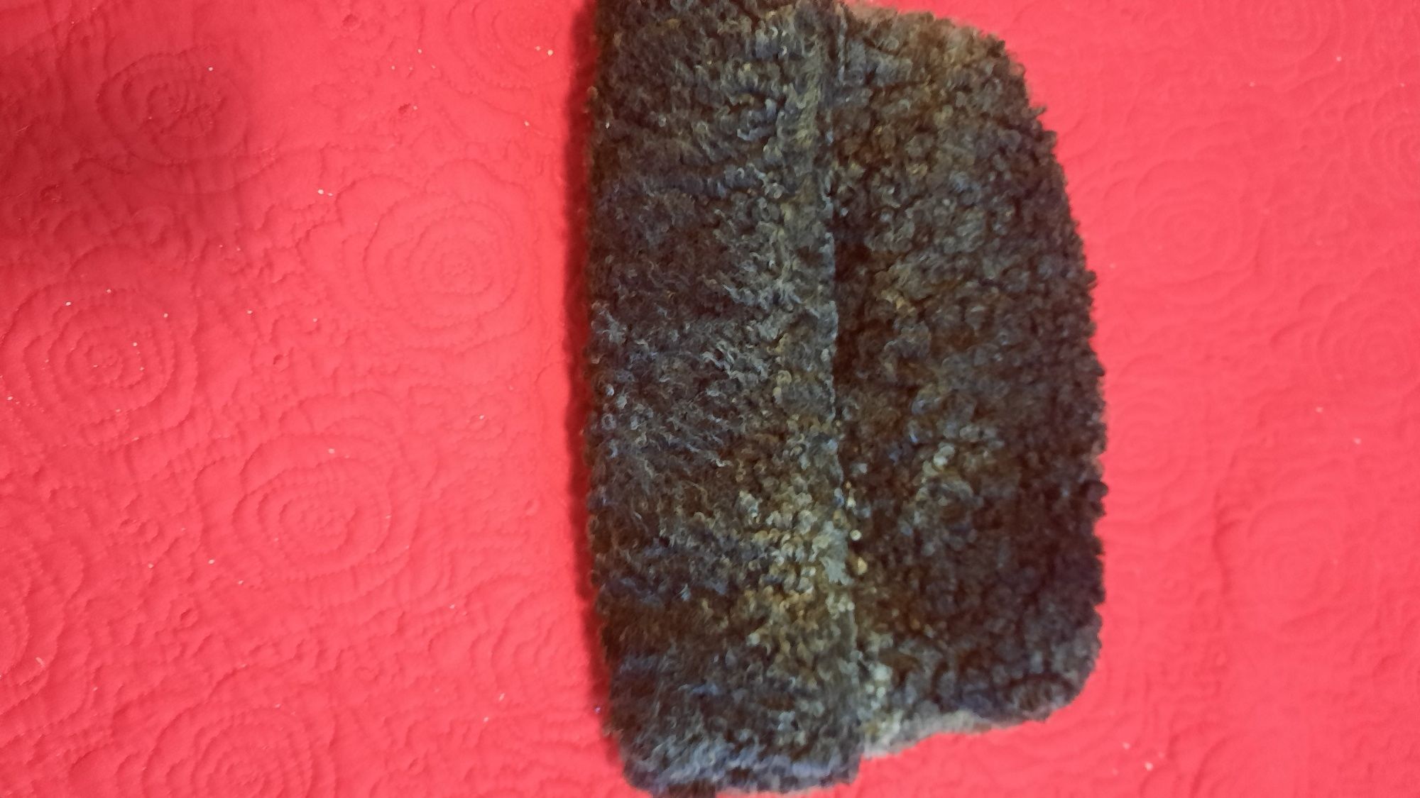 Caciula barbateasca de astrahan