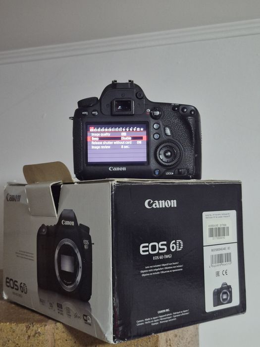 Canon 6D body + cutie + accesorii