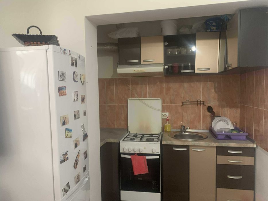 Proprietar, Vand APT 2 Camere  DEMISOL Str Oituz 84 Popesti Leordeni