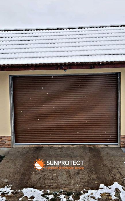 Uși de garaj tip Rulou din Aluminiu lamele de 55 mm și de 77 mm.