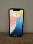 Vand Iphone 11 128 GB, stare foarte buna!