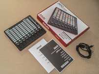 Vând Akai APC MINI MK1 + Accesorii
